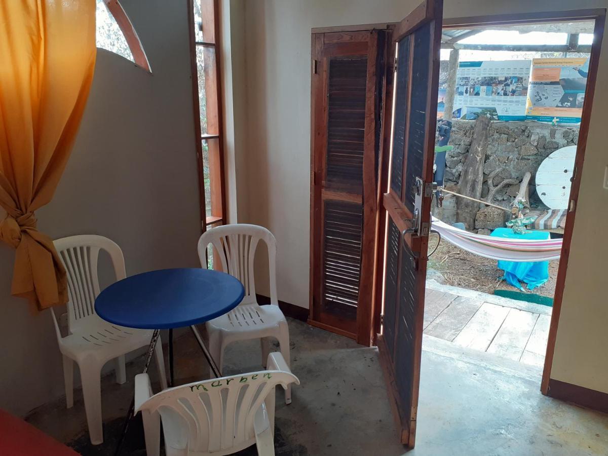 Cozy Hosting Galapagos Apartment Puerto Ayora  Exterior photo