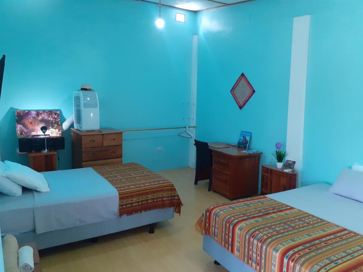 Cozy Hosting Galapagos Apartment Puerto Ayora  Exterior photo