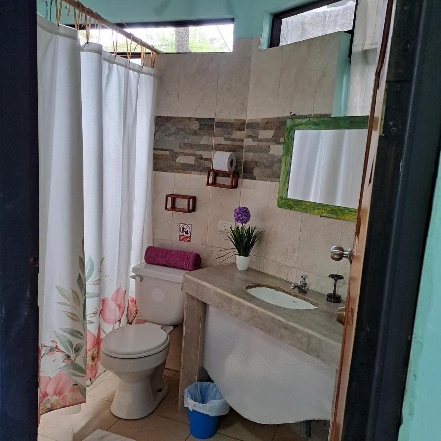 Cozy Hosting Galapagos Apartment Puerto Ayora  Exterior photo
